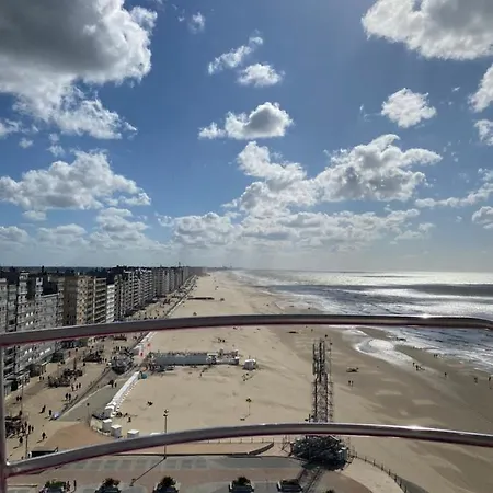 Q-time Aan Zee Panzió Lombardsijde